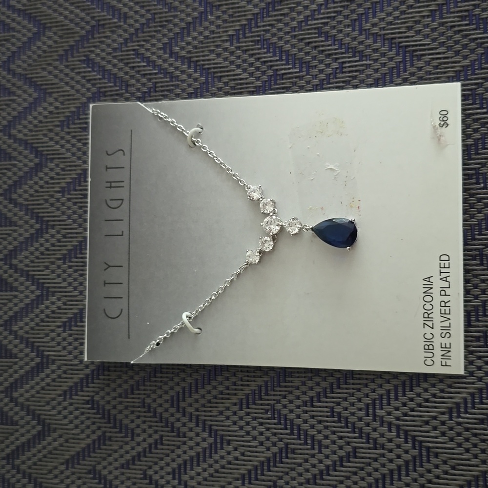 CITY LIGHTS BRAND WOMEN'S CUBIC ZIRCONIA BLUE FINE SILVER PLATED NECKLACE